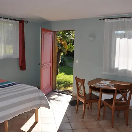 D'hotes De L'estuaire 3* 라리비에르생소뵈르